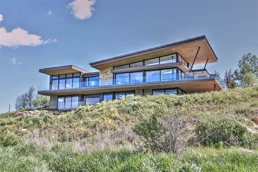 Luxury And Green: 8 Eco-Friendly Homes That Embody The Earth Day Spirit -  Mansion Global